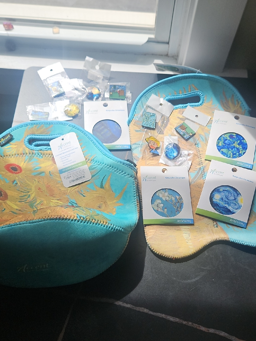 Van Gogh Totes Grab Bags ...2 Totes, 7 Magnets, 2 Pins